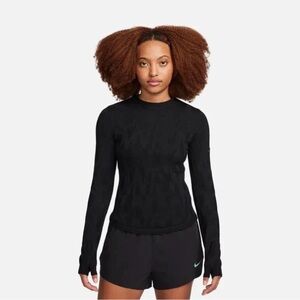 Nike Women's Running Division Black Textured sweater size M